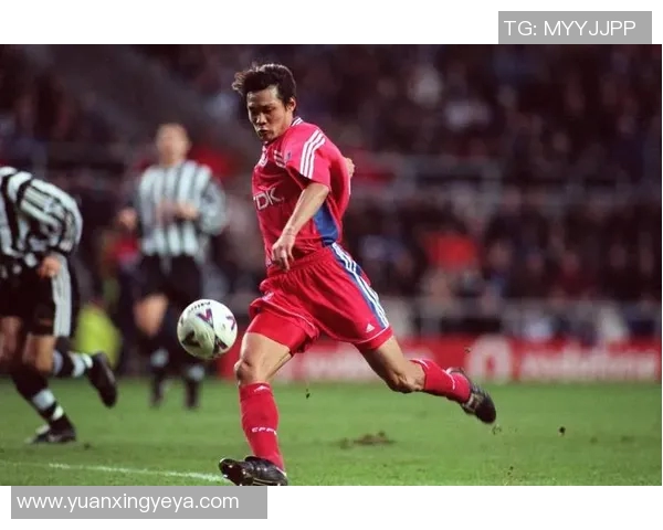 左脚足球明星盘点他们的精彩瞬间与独特风格