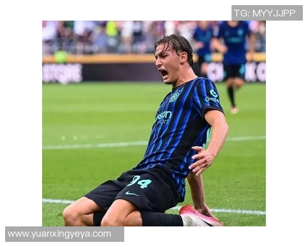 笑容迷人的足球明星究竟是谁让球迷心动不已的魅力人物 笑容迷人的足球明星究竟是谁让球迷心动不已的魅力人物